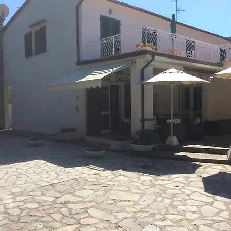 Edera 3* Marciana (Isola d'Elba)